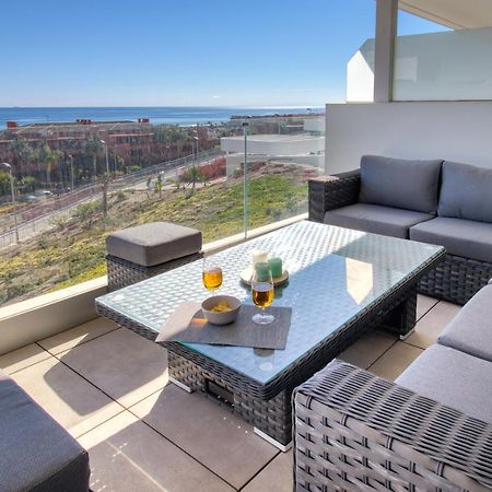 Newly Constructed 2 Bed Apartment With Sea Views Касарес Екстериор снимка