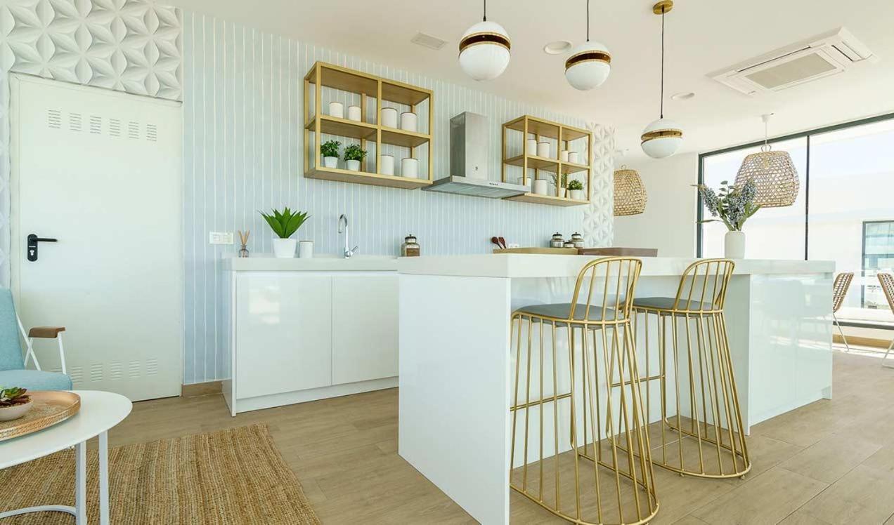 Newly Constructed 2 Bed Apartment With Sea Views Касарес Екстериор снимка